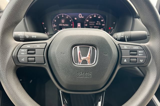 Used 2025 Honda Accord SE image 29