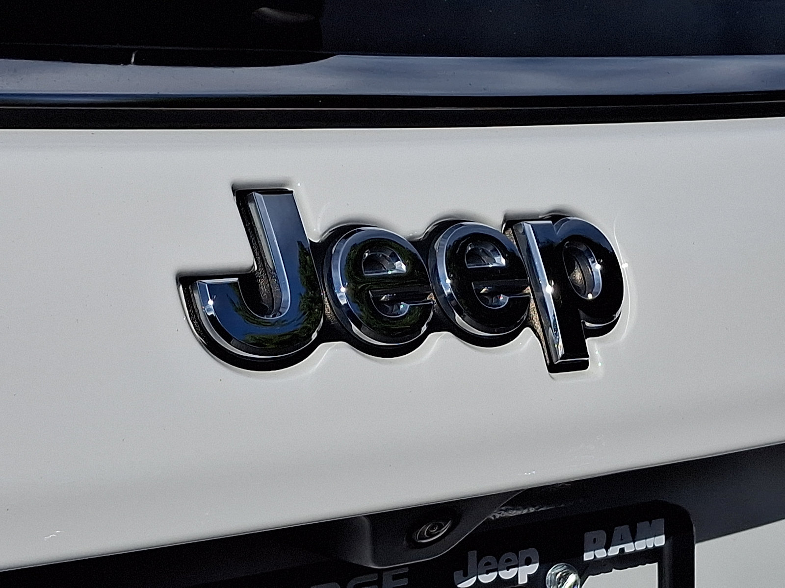 Certified 2025 Jeep Compass Limited AWD/4WD image 29