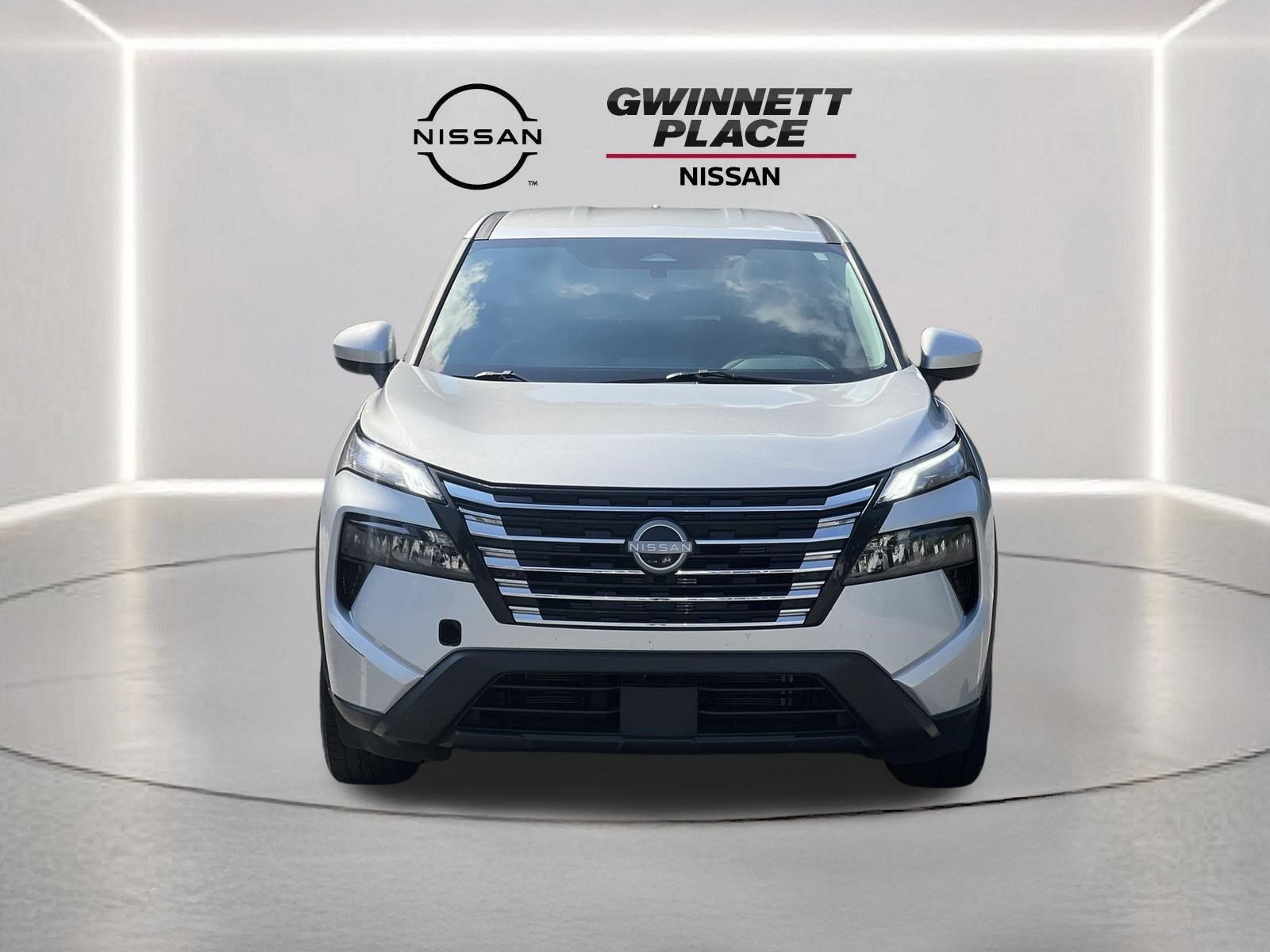 Used 2025 Nissan Rogue SV AWD/4WD image 27