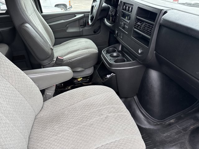 Used 2011 Chevrolet Express 2500 LS image 15