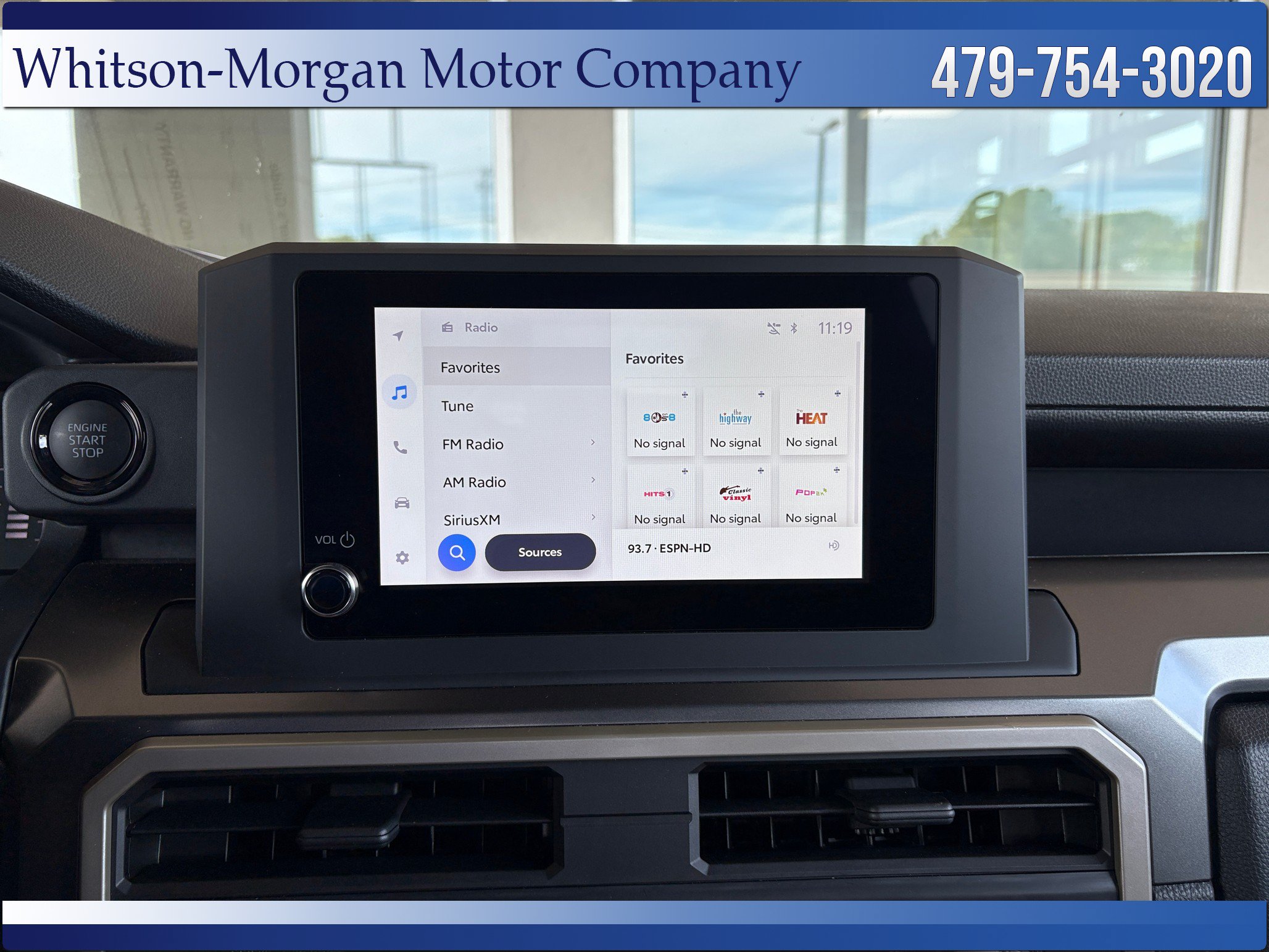 Used 2025 Toyota Tacoma SR5 AWD/4WD image 22