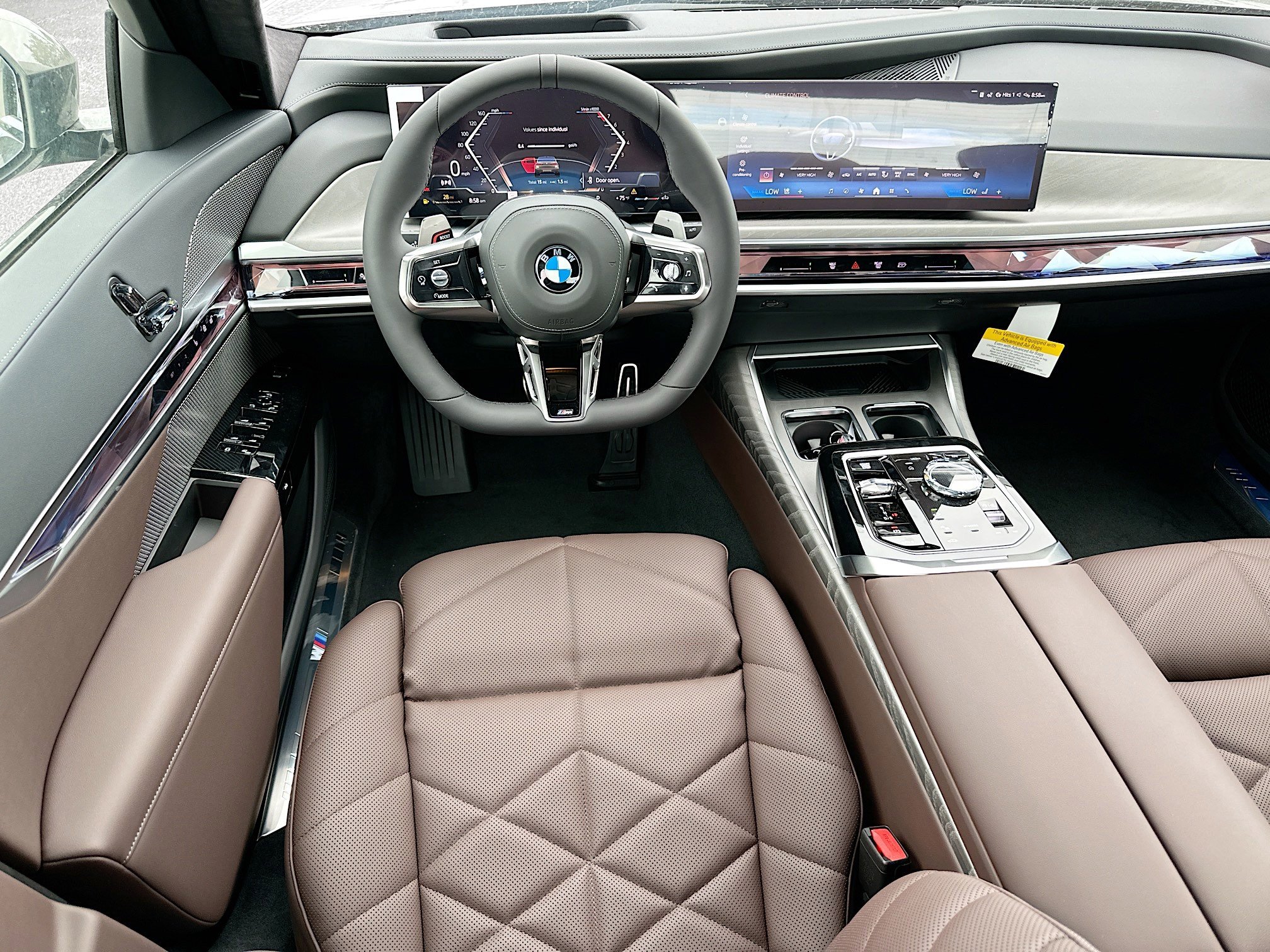 New 2026 BMW 740i w/ Premium Package image 17