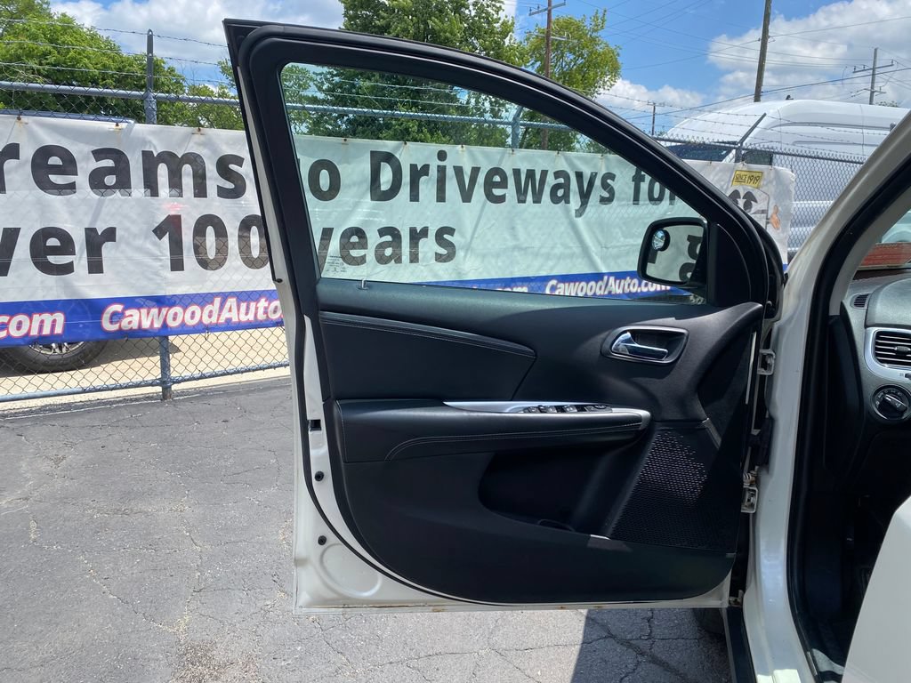 Used 2013 Dodge Journey Crew FWD image 13