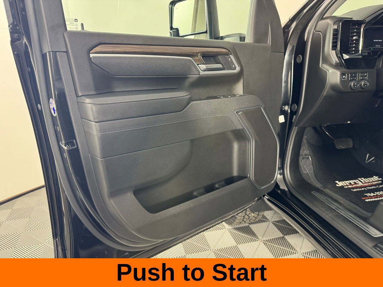 Used 2025 Chevrolet Silverado 2500 LT w/ All Star Edition image 10