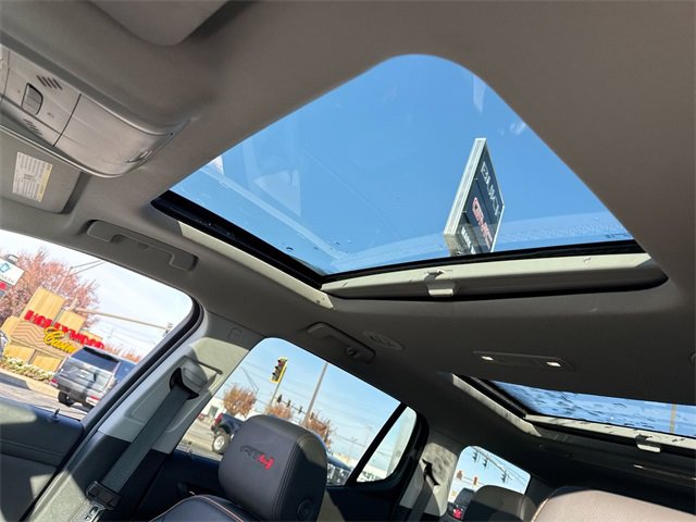 Used 2023 GMC Acadia AT4 w/ Trailering Package image 22