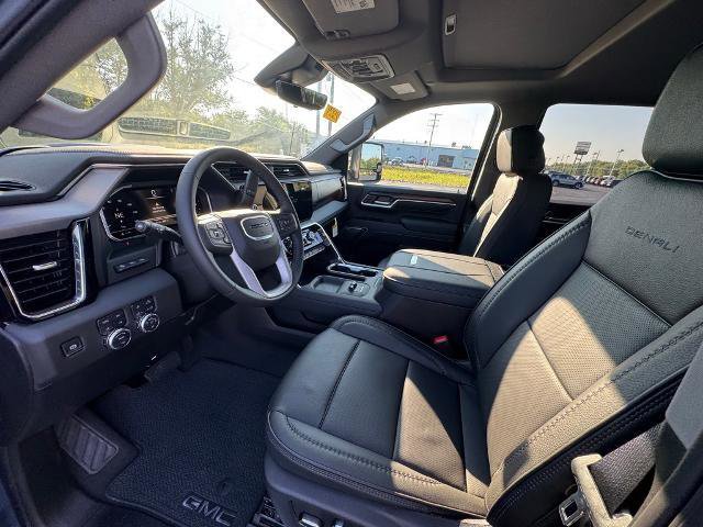 New 2025 GMC Sierra 2500 Denali w/ Denali Reserve Package image 17