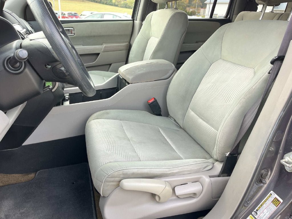 Used 2014 Honda Pilot LX image 29