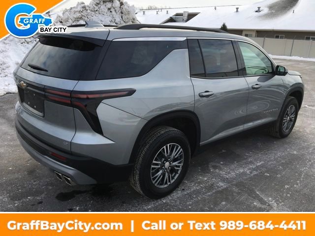 Used 2024 Chevrolet Traverse LT image 5