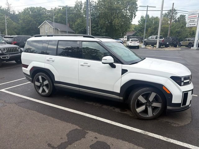 Used 2024 Hyundai Santa Fe Limited AWD/4WD image 4