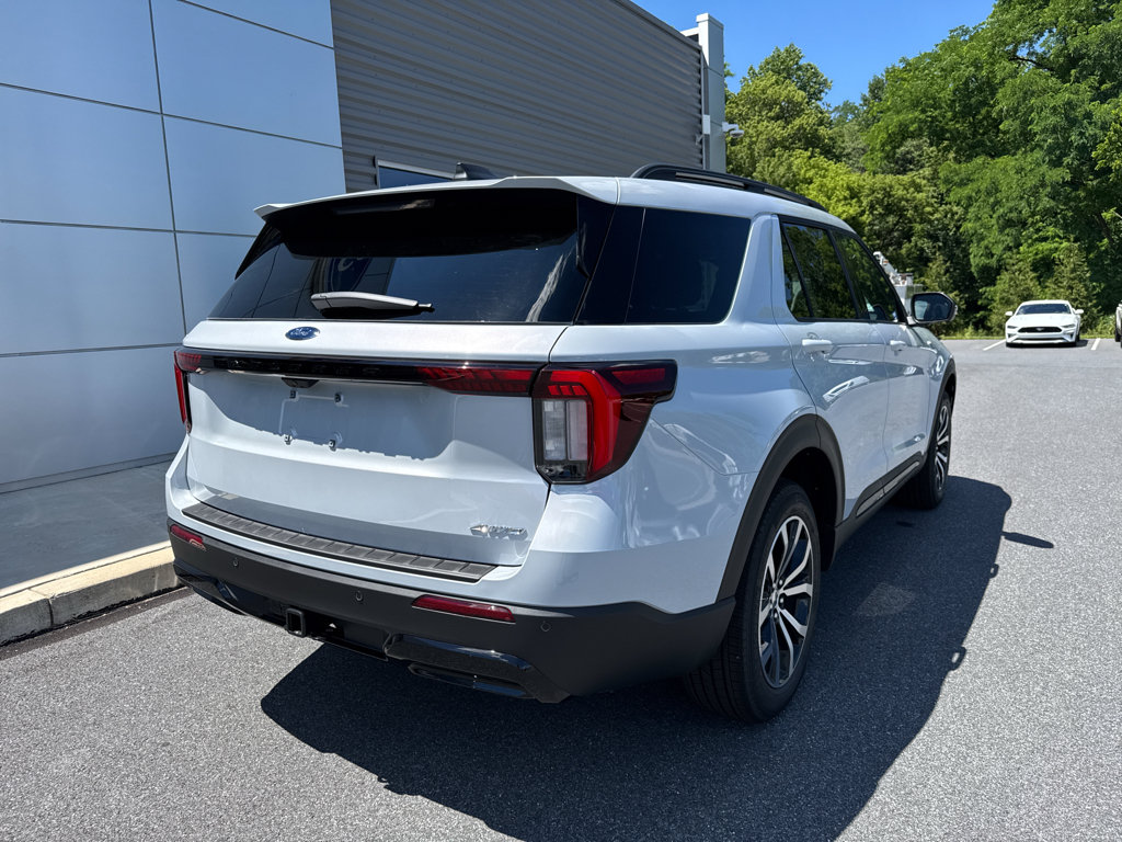 New 2026 Ford Explorer ST-Line AWD/4WD image 17