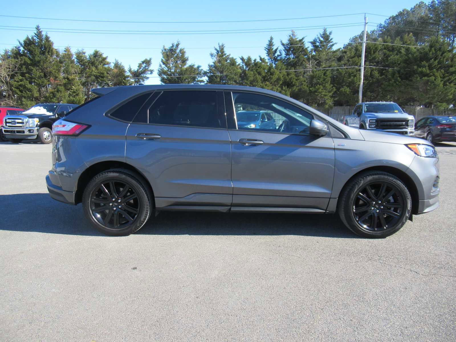Used 2022 Ford Edge ST-Line image 4
