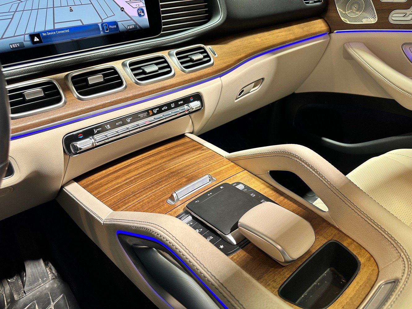 Certified 2024 Mercedes-Benz GLE 350 4MATIC image 11