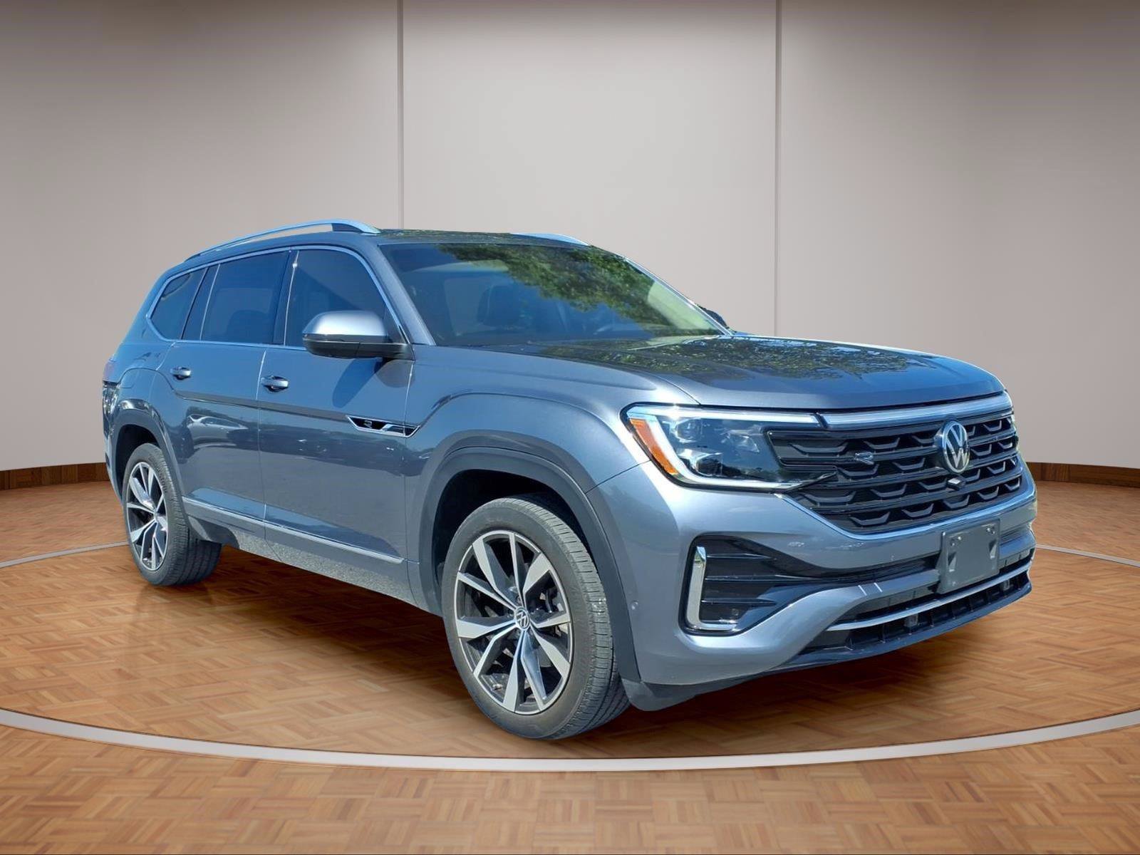 Used 2024 Volkswagen Atlas SEL Premium R-Line