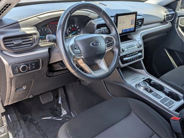Used 2023 Ford Explorer XLT RWD image 10