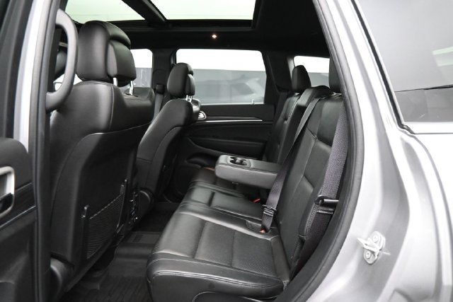 Used 2021 Jeep Grand Cherokee Limited w/ Luxury Group II AWD/4WD image 26