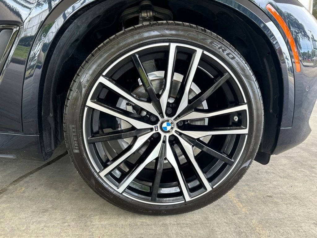 Used 2022 BMW X5 sDrive40i w/ M Sport Package RWD image 22