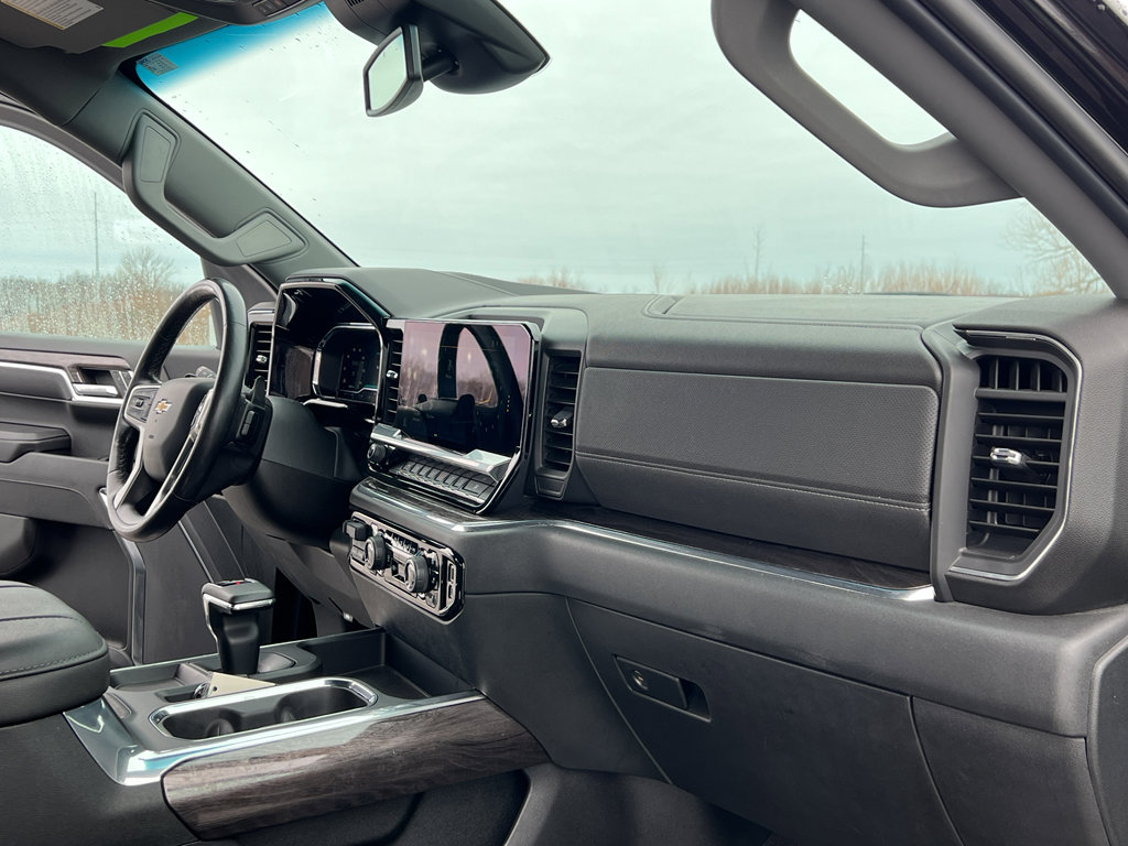 Used 2023 Chevrolet Silverado 1500 LTZ w/ Z71 Off-Road Package image 30
