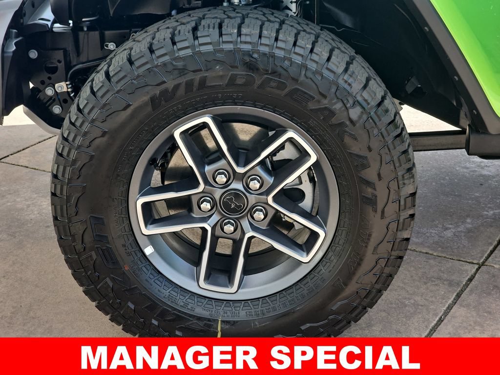 New 2025 Jeep Gladiator Mojave w/ Convenience Group AWD/4WD image 35