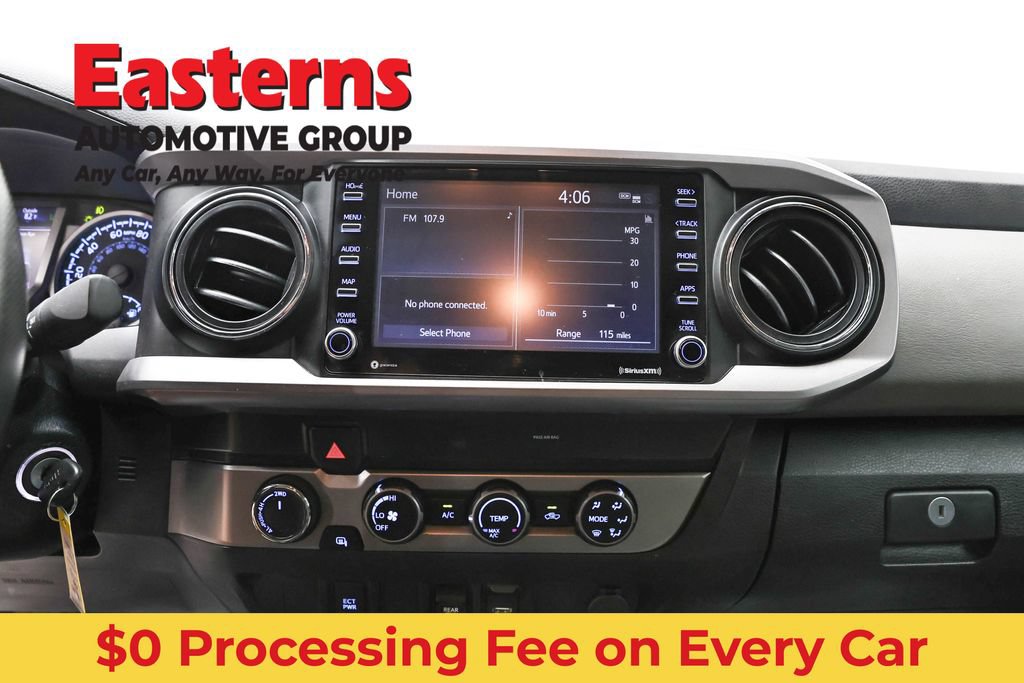 Used 2020 Toyota Tacoma SR5 AWD/4WD image 11