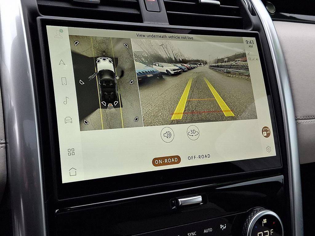 Used 2025 Land Rover Discovery S AWD/4WD image 23