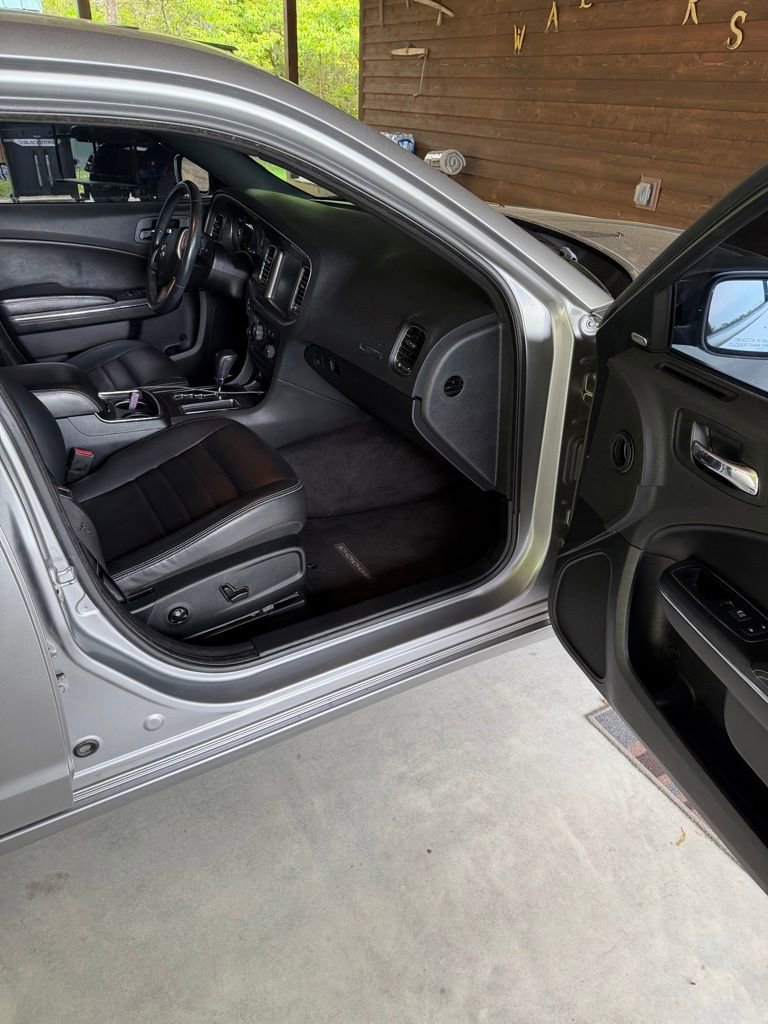 Used 2011 Dodge Charger Rallye RWD image 11