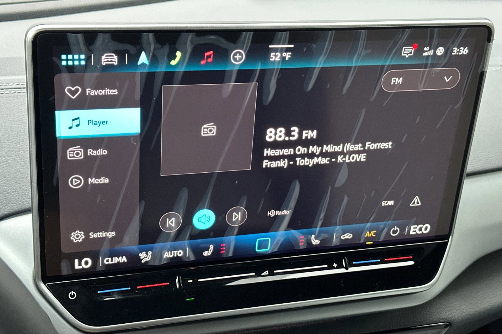 New 2025 Volkswagen ID.4 Pro image 18