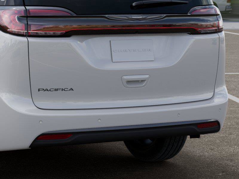 New 2026 Chrysler Pacifica Select FWD image 13