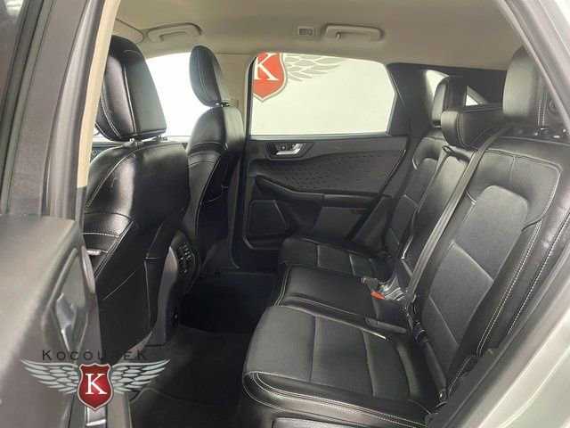 Used 2020 Ford Escape Titanium image 21