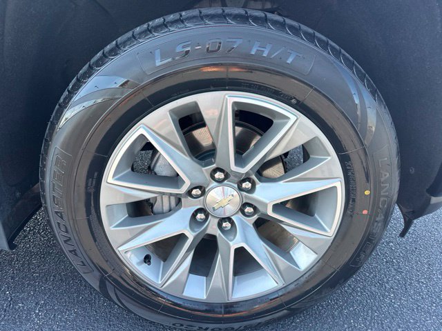 Used 2019 Chevrolet Silverado 1500 High Country w/ Technology Package AWD/4WD image 54