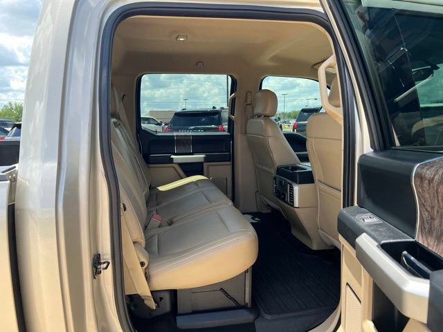 Used 2017 Ford F250 Lariat w/ Lariat Value Package AWD/4WD image 19