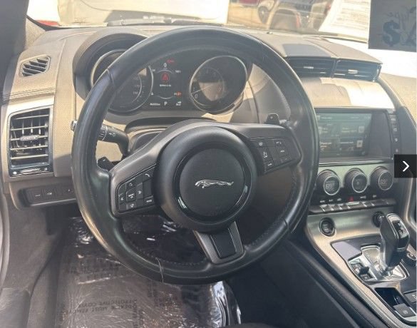 Used 2017 Jaguar F-TYPE Coupe RWD image 4