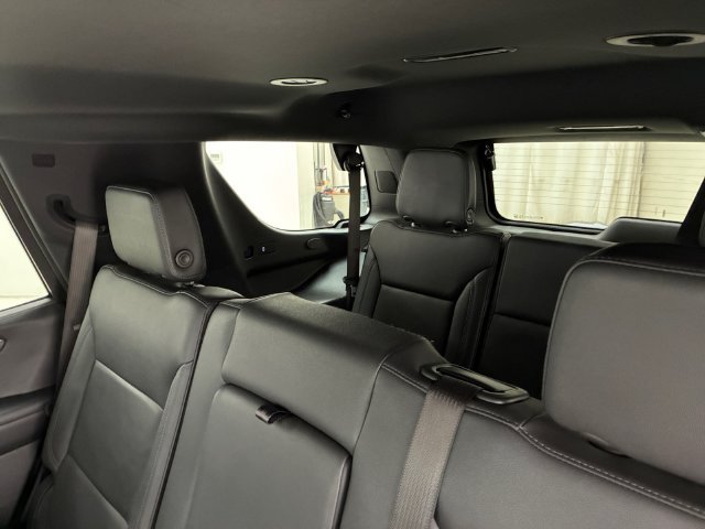 Used 2025 Chevrolet Tahoe LT AWD/4WD image 18