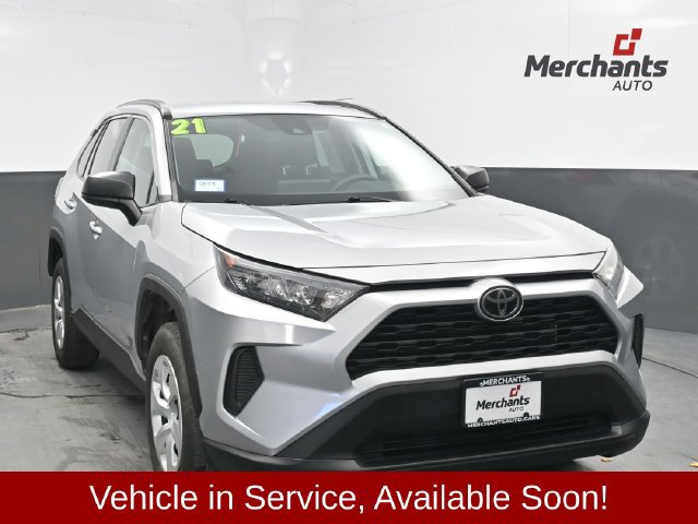 Used 2021 Toyota RAV4 LE AWD/4WD image 1