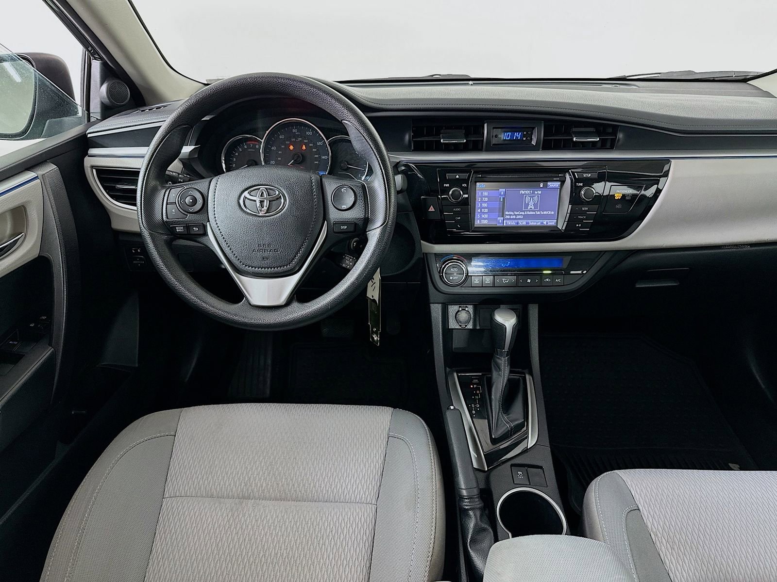 Used 2014 Toyota Corolla LE FWD image 20