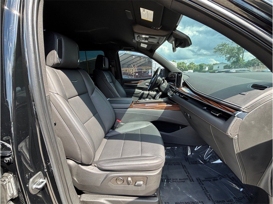 Used 2022 Cadillac Escalade Luxury RWD image 49