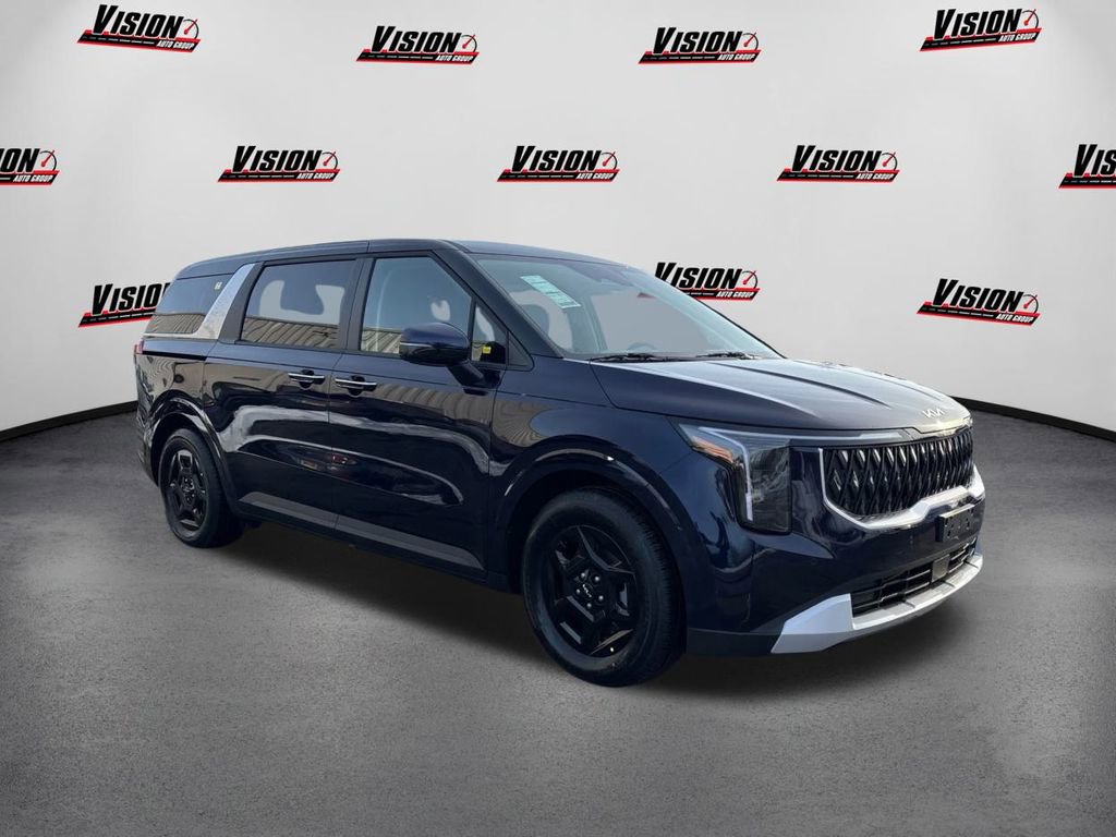 New 2026 Kia Carnival FWD image 3