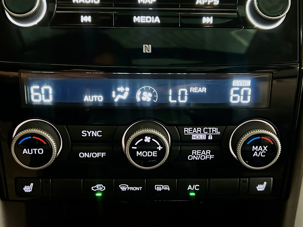 Used 2019 Subaru Ascent Limited AWD/4WD image 12