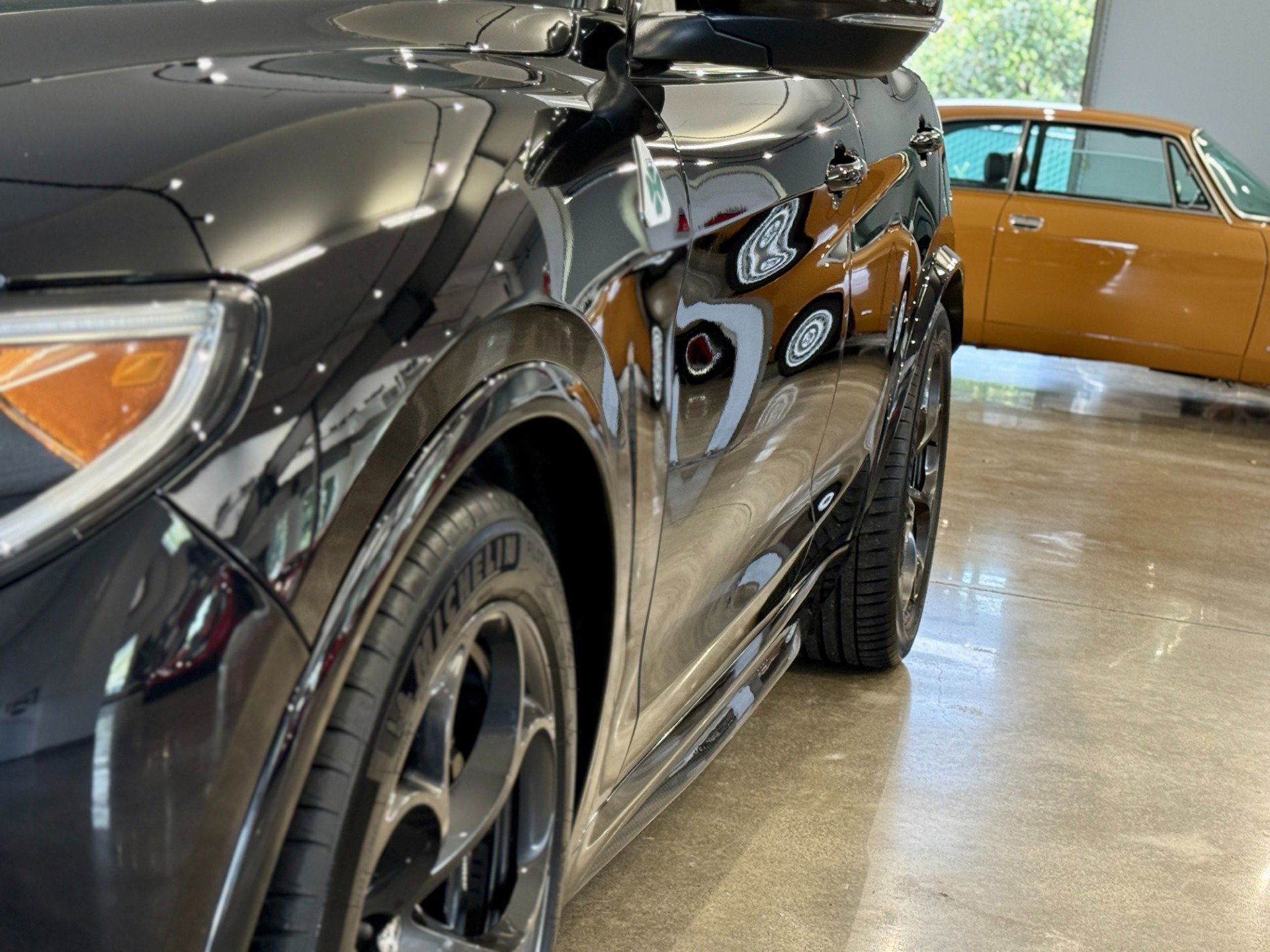 Used 2018 Alfa Romeo Stelvio Quadrifoglio w/ Driver Assist Dynamic Package AWD/4WD image 35