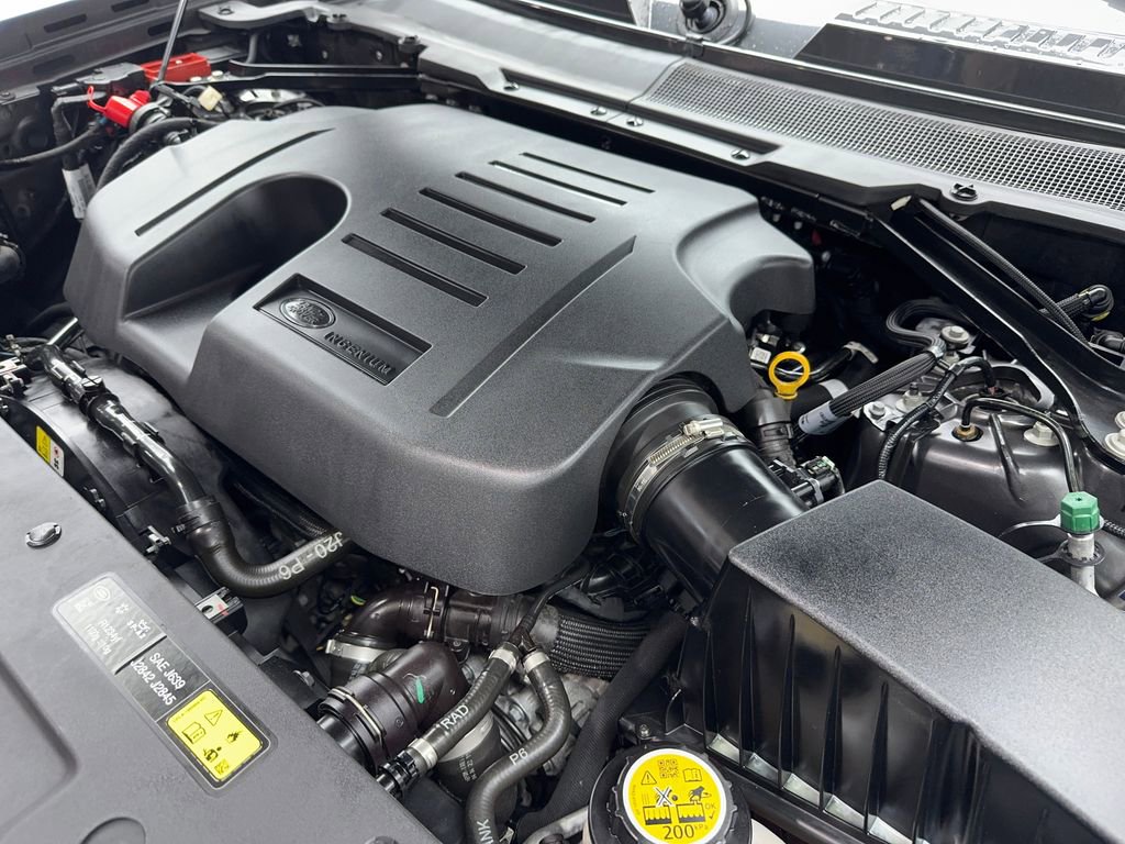 Used 2023 Land Rover Defender 130 First Edition image 56