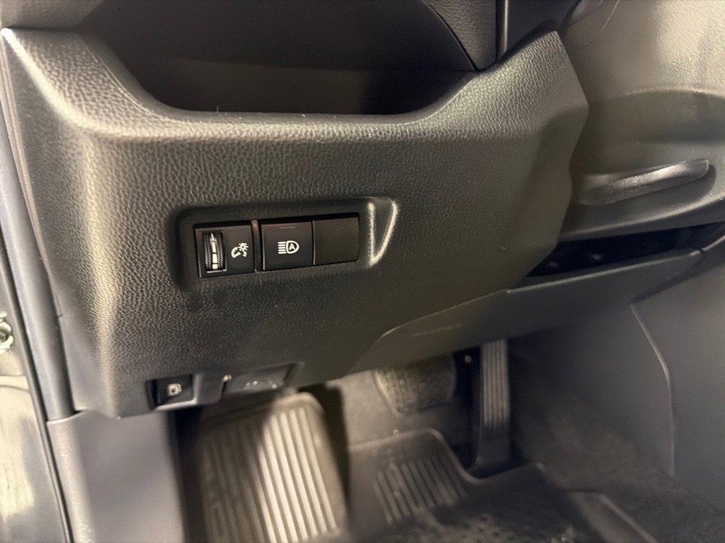 Used 2023 Toyota RAV4 XLE image 14