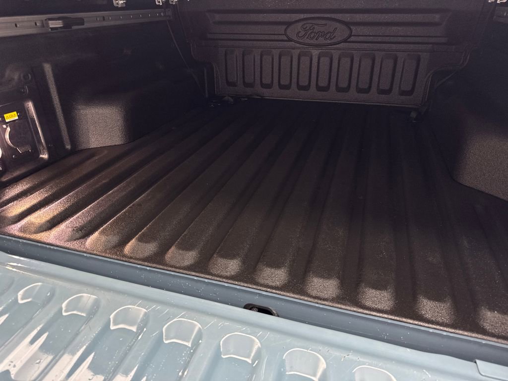 Used 2022 Ford Maverick Lariat w/ Lariat Luxury Package image 77