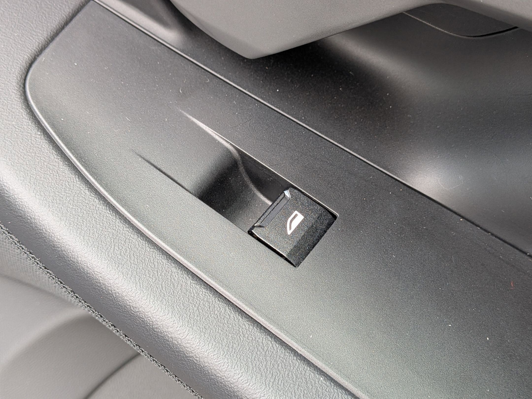 Used 2025 BMW 530i RWD image 37