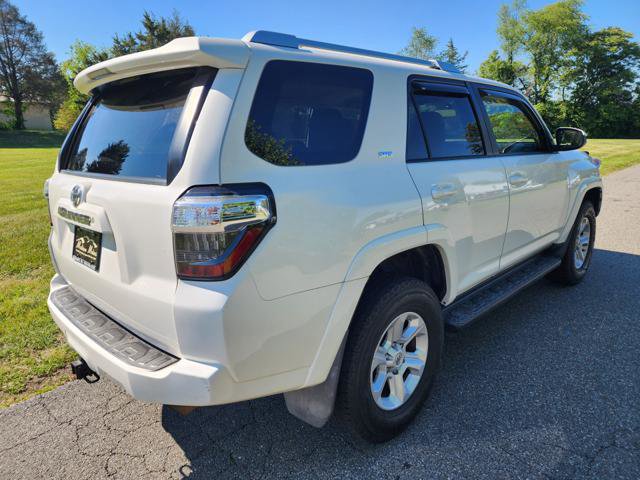 Used 2016 Toyota 4Runner SR5 AWD/4WD image 5