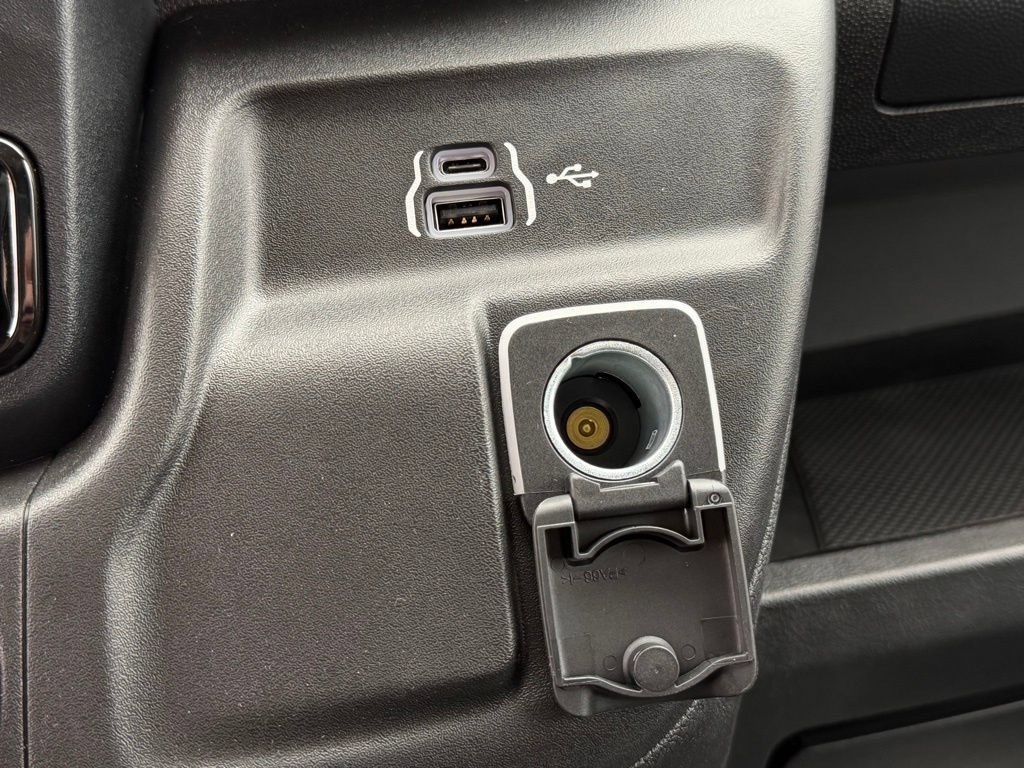 New 2026 RAM ProMaster 1500 w/ Safety Group FWD image 18