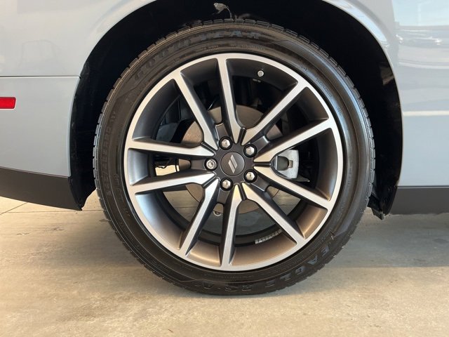 Used 2022 Dodge Challenger R/T w/ Plus Package image 7