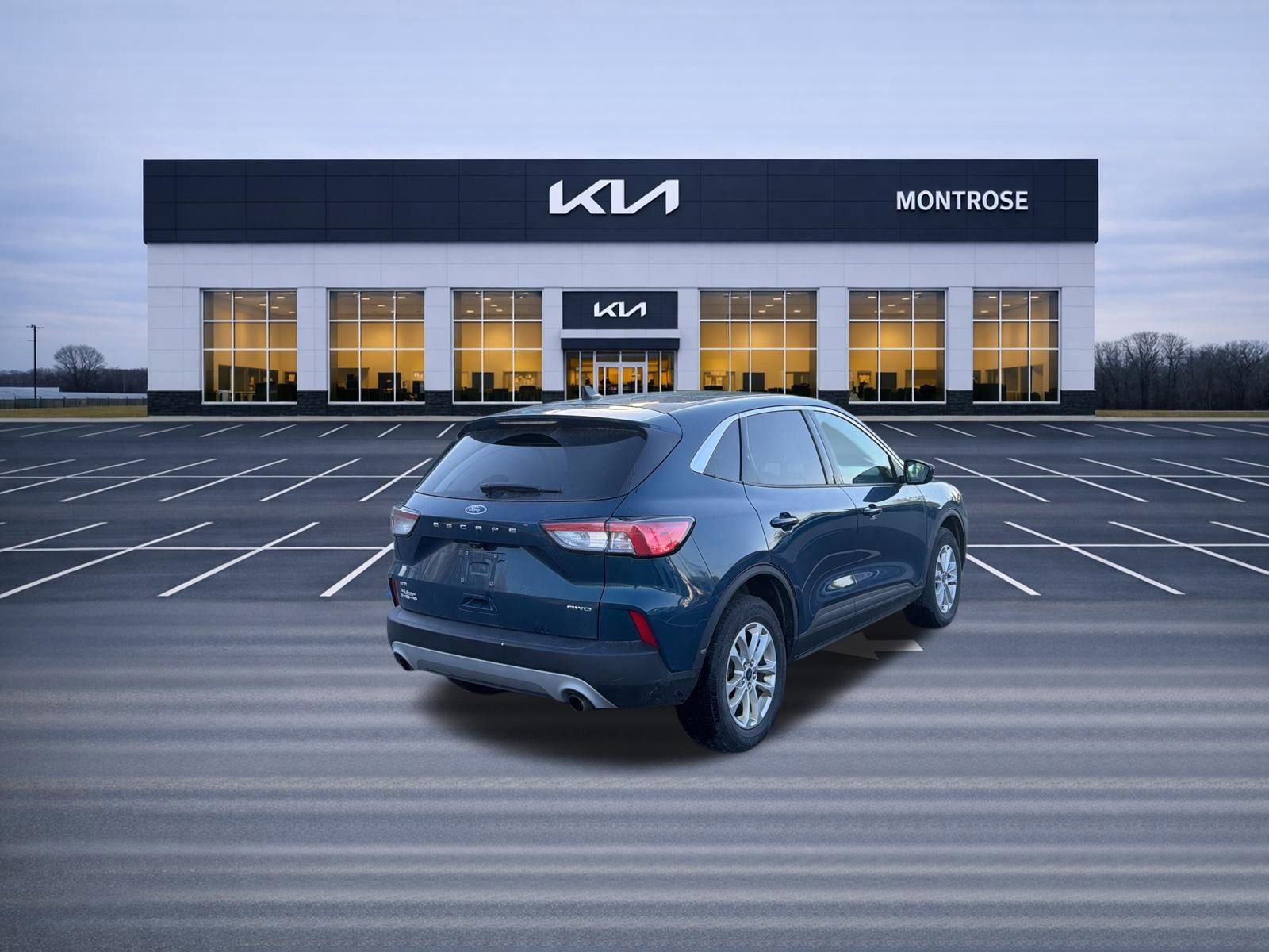 Used 2020 Ford Escape SE image 5