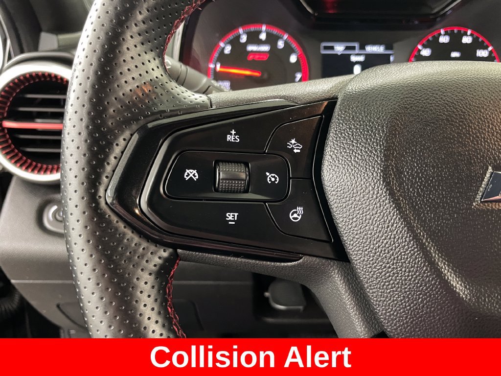Used 2025 Chevrolet Trax RS w/ Driver Confidence Package FWD image 24