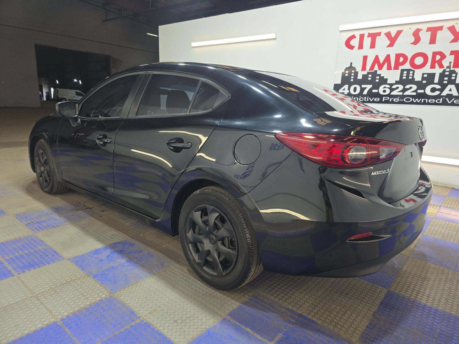 Used 2015 MAZDA MAZDA3 i Sport FWD image 3