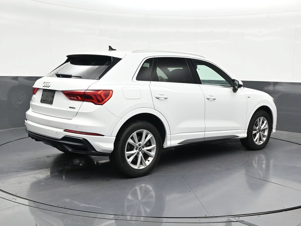 Used 2021 Audi Q3 2.0T Premium w/ Convenience Package AWD/4WD image 5