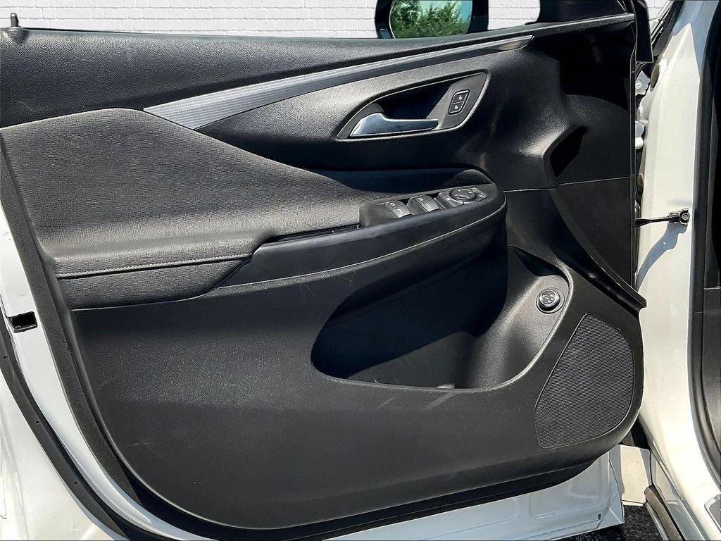 Used 2024 Buick Envista Avenir FWD image 16